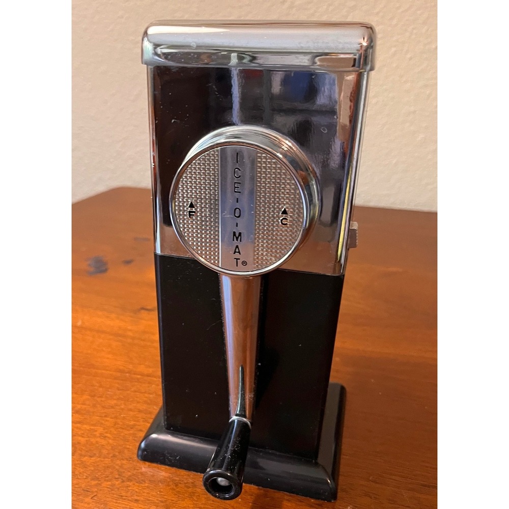 Vintage Ice-O-Mat Hand Crank Ice Crusher Retro‎ Barware Black Chrome
